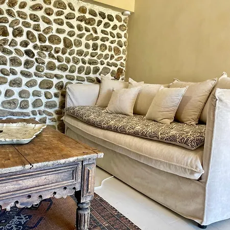 Penzion La Dromoise 1809 3*